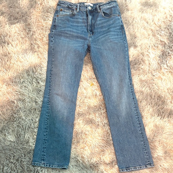 ZARA Size 8 Classic Blue Women's Straight Leg Jeans - Picture 1 of 4